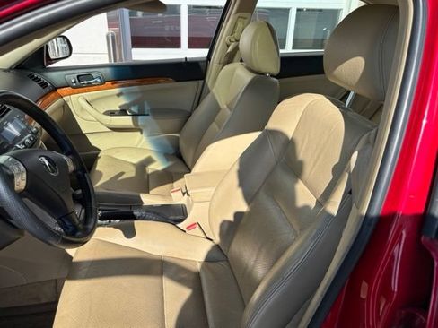 Used 2004 Acura TSX FWD image 4