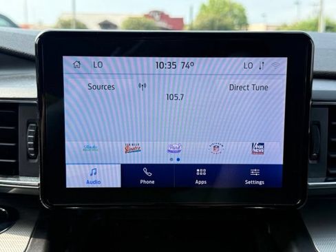 Used 2020 Ford Explorer XLT w/ Equipment Group 202A AWD/4WD image 26