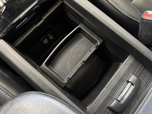 Used 2019 Honda Pilot Touring image 37