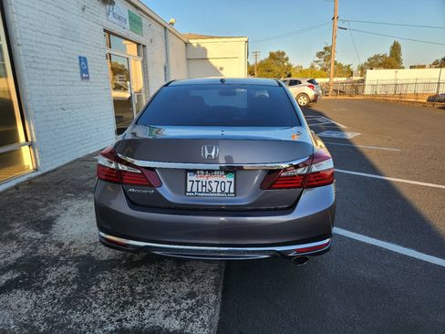 Used 2016 Honda Accord EX-L image 4