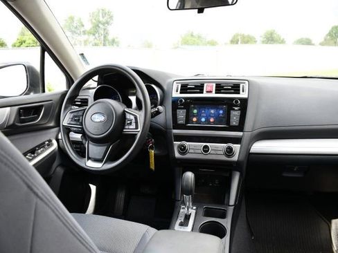 Used 2019 Subaru Outback 2.5i AWD/4WD image 22