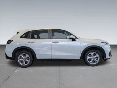 Used 2023 Honda HR-V LX image 7