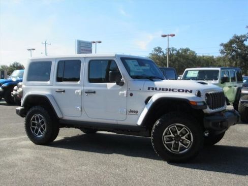 New 2026 Jeep Wrangler Unlimited Rubicon AWD/4WD image 2