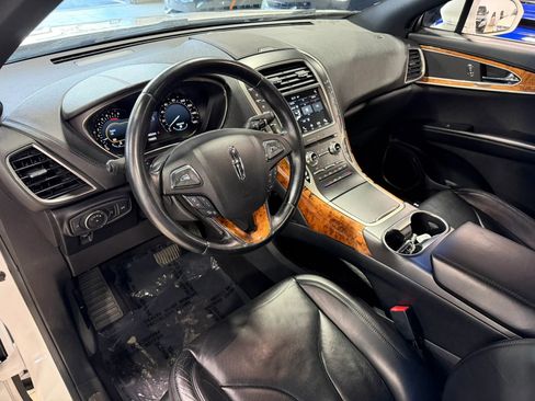 Used 2016 Lincoln MKX Reserve w/ Technology Package AWD/4WD image 13