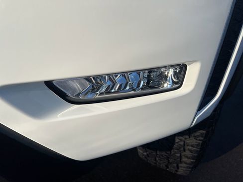 Certified 2024 Nissan Frontier PRO-4X w/ Technology Package image 27