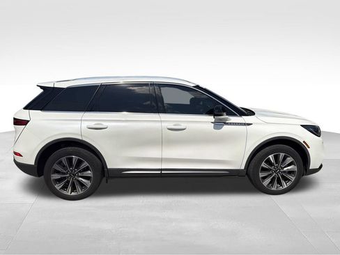 Used 2022 Lincoln Corsair Reserve w/ Elements Package FWD image 1