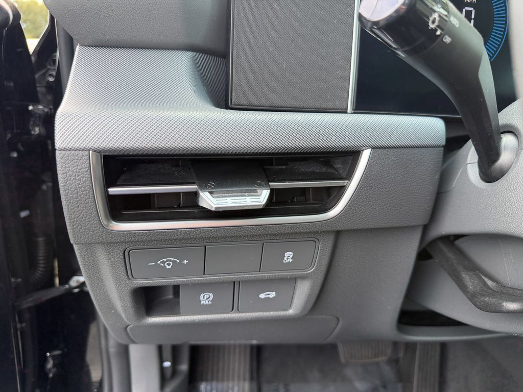Used 2024 Hyundai Sonata SEL FWD image 20