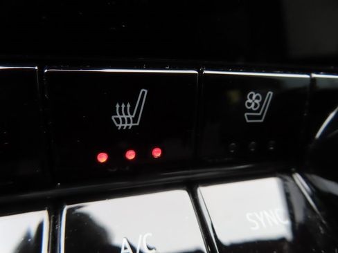 Certified 2024 Chevrolet Colorado ZR2 w/ ZR2 Bison Edition image 7