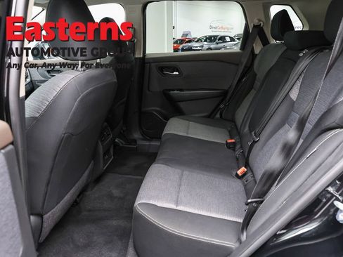 Used 2023 Nissan Rogue SV AWD/4WD image 21