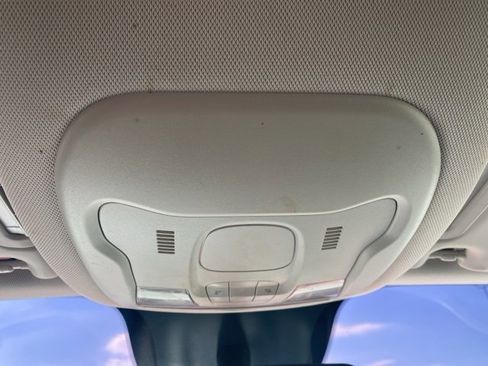 Used 2020 Jeep Renegade Sport image 25