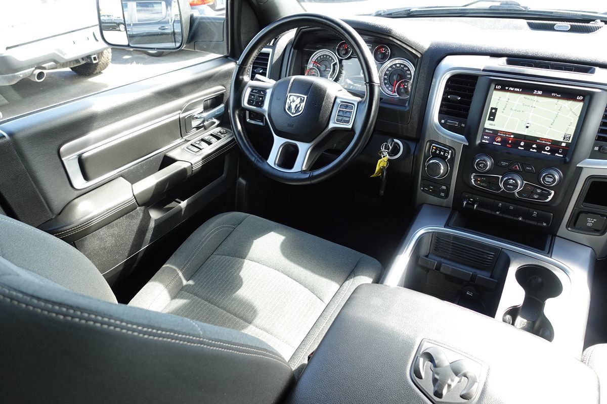 Used 2022 RAM 1500 Warlock w/ Ceramic Grey Warlock Package AWD/4WD image 46