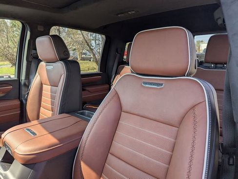 New 2026 GMC Sierra 3500 Denali Ultimate image 12