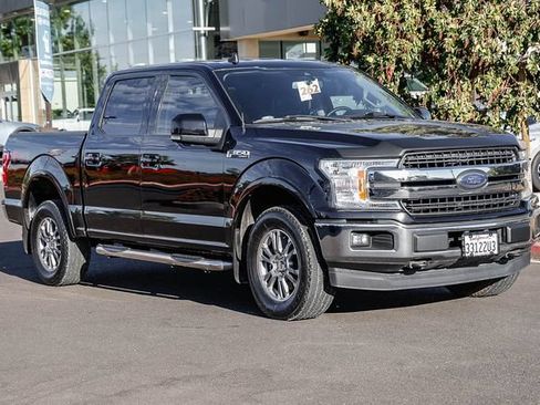 Used 2019 Ford F150 Lariat w/ FX4 Off-Road Package AWD/4WD image 6