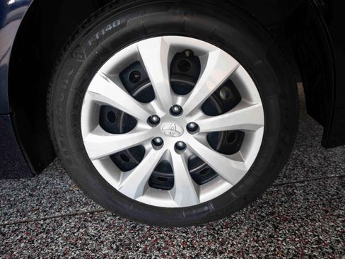 Used 2024 Toyota Corolla LE FWD image 28