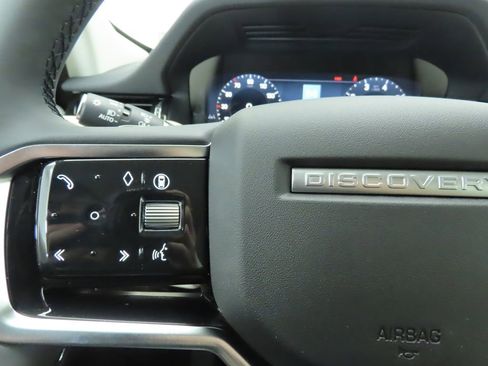 Used 2025 Land Rover Discovery Sport S image 11