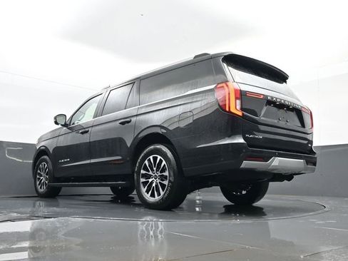 Used 2025 Ford Expedition Max Platinum AWD/4WD image 33