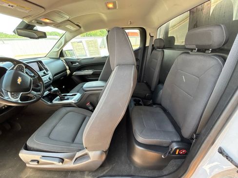 Used 2019 Chevrolet Colorado LT w/ Safety Package RWD image 22