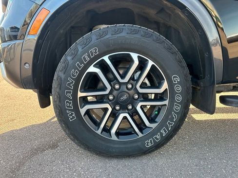 Used 2024 Ford Ranger Lariat w/ FX4 Off-Road Package image 40