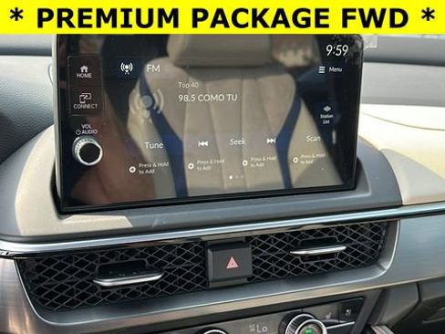 Used 2025 Acura ADX A-Spec image 16