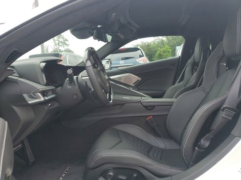 Used 2024 Chevrolet Corvette Z06 image 8