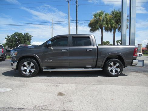 Used 2019 RAM 1500 Laramie RWD image 2