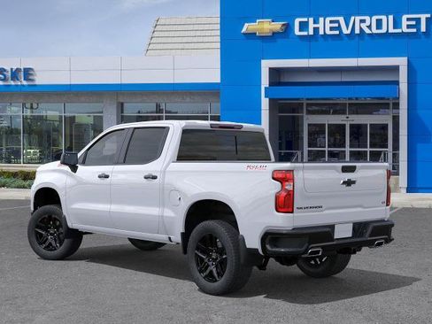 New 2026 Chevrolet Silverado 1500 LT Trail Boss w/ Convenience Package II AWD/4WD image 3
