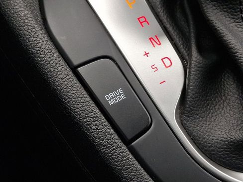 Used 2023 Kia Forte LXS image 24