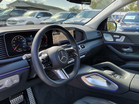Certified 2026 Mercedes-Benz GLS 450 4MATIC image 24