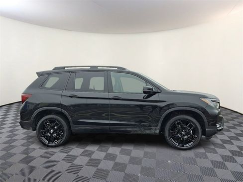 Used 2024 Honda Passport Black Edition image 10