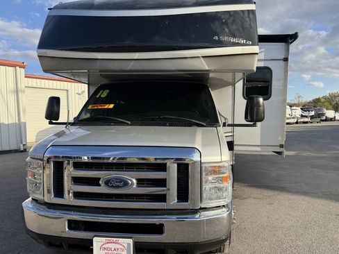 Used 2017 Ford E-450 and Econoline 450 Super Duty w/ Motorhome Prep Package image 5