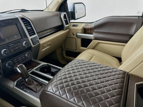 Used 2019 Ford F150 Lariat w/ Equipment Group 502A Luxury AWD/4WD image 25