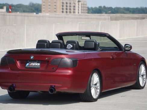 Used 2011 BMW 335i 335i Convertible 2D image 9