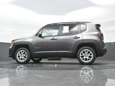 Used 2021 Jeep Renegade Limited image 28