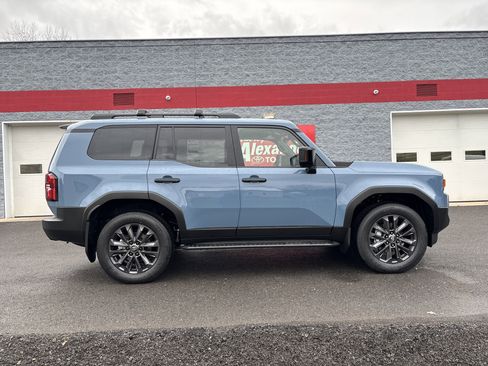 New 2026 Toyota Land Cruiser image 2