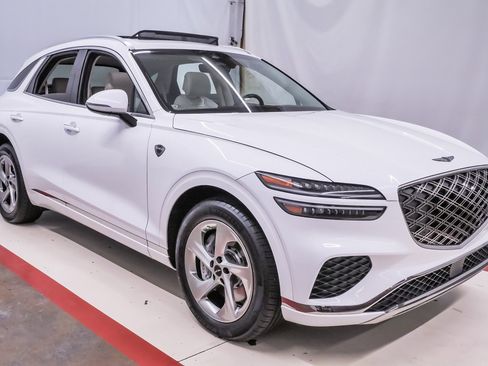 Certified 2026 Genesis GV70 2.5T Select image 5