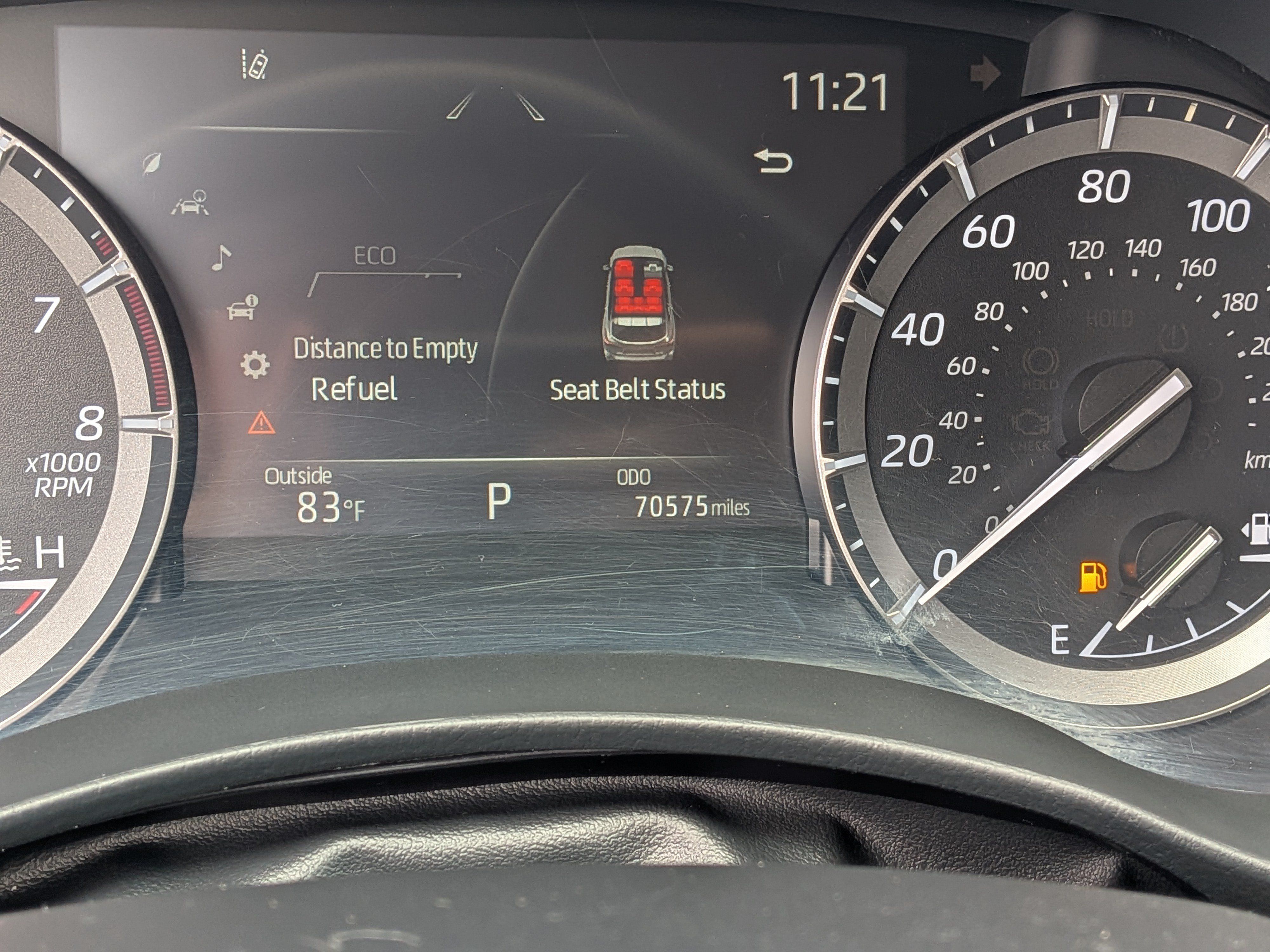 Used 2021 Toyota Highlander XLE AWD/4WD image 30