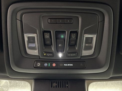 New 2026 Chevrolet Silverado 2500 ZR2 image 20