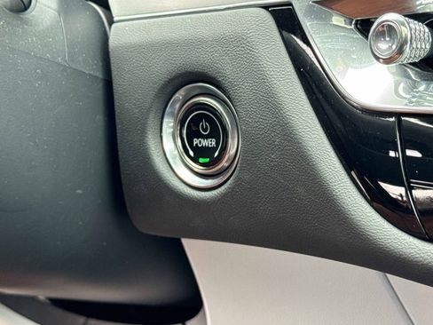 Certified 2024 Cadillac Lyriq Luxury image 4