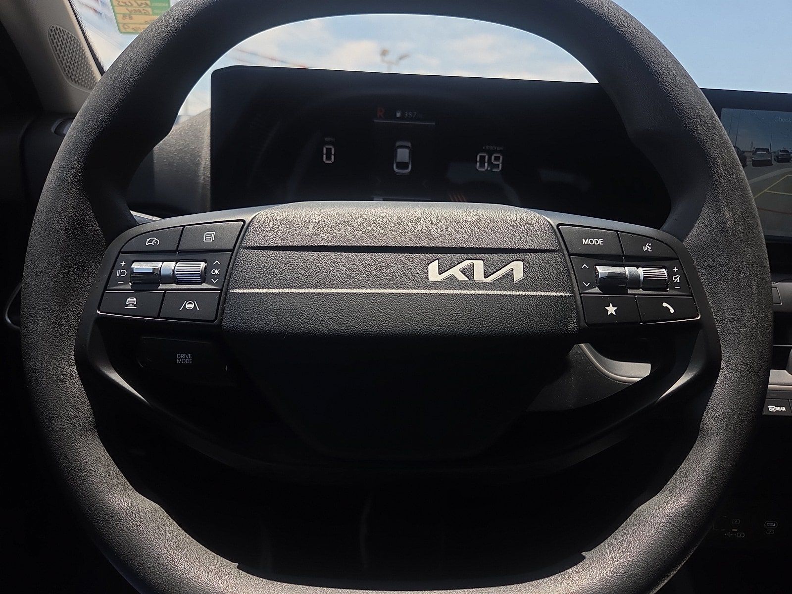 Used 2026 Kia K4 FWD image 12