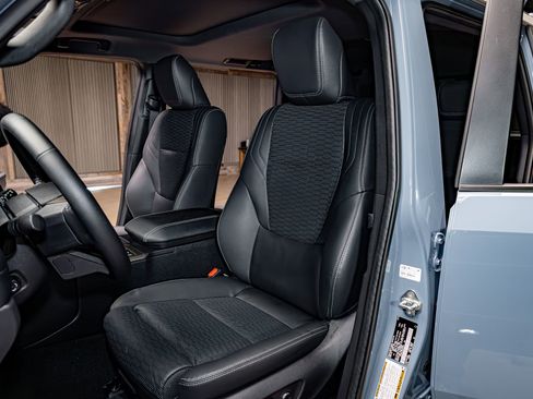 Used 2025 Toyota Land Cruiser w/ Premium Package image 20