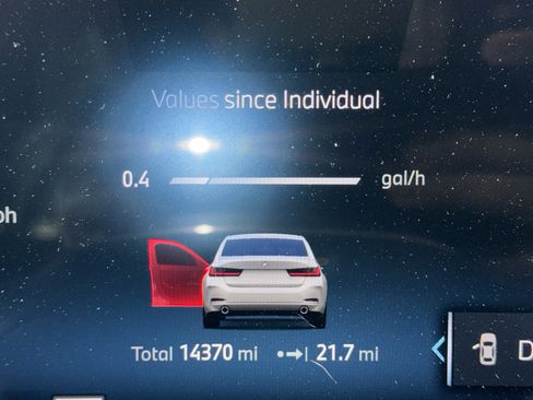 Certified 2025 BMW 330i Sedan image 25