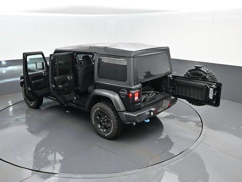 Used 2023 Jeep Wrangler Unlimited w/ Cold Weather Group AWD/4WD image 29