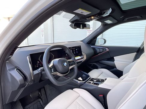 New 2025 BMW X3 xDrive30i w/ Convenience Package image 9