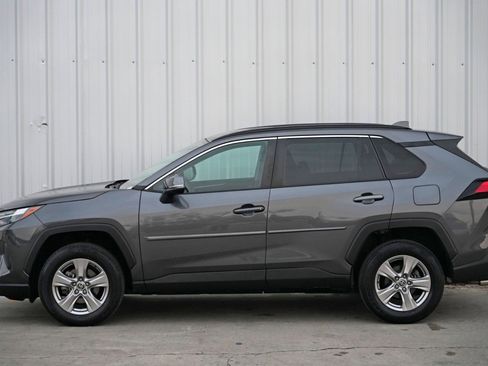 Used 2022 Toyota RAV4 XLE image 43