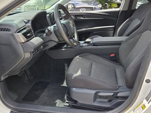 Used 2025 Toyota Camry LE FWD image 11