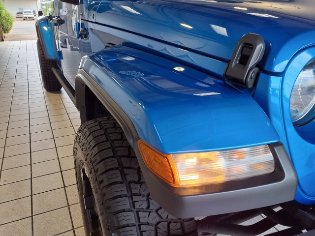 Used 2021 Jeep Gladiator Sport AWD/4WD image 5