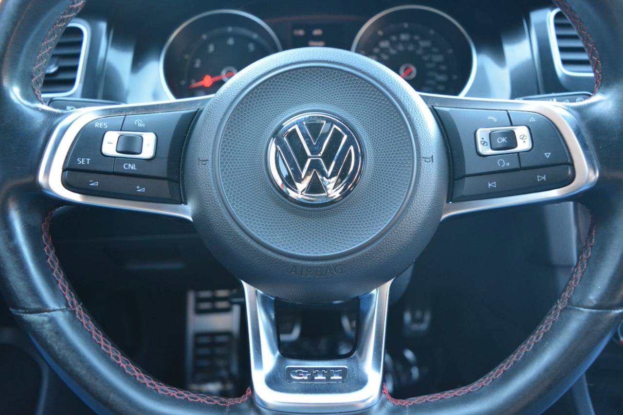 Used 2017 Volkswagen GTI Sport FWD image 19