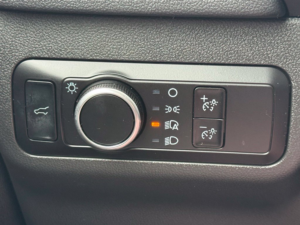 Certified 2023 Ford Escape Active AWD/4WD image 34