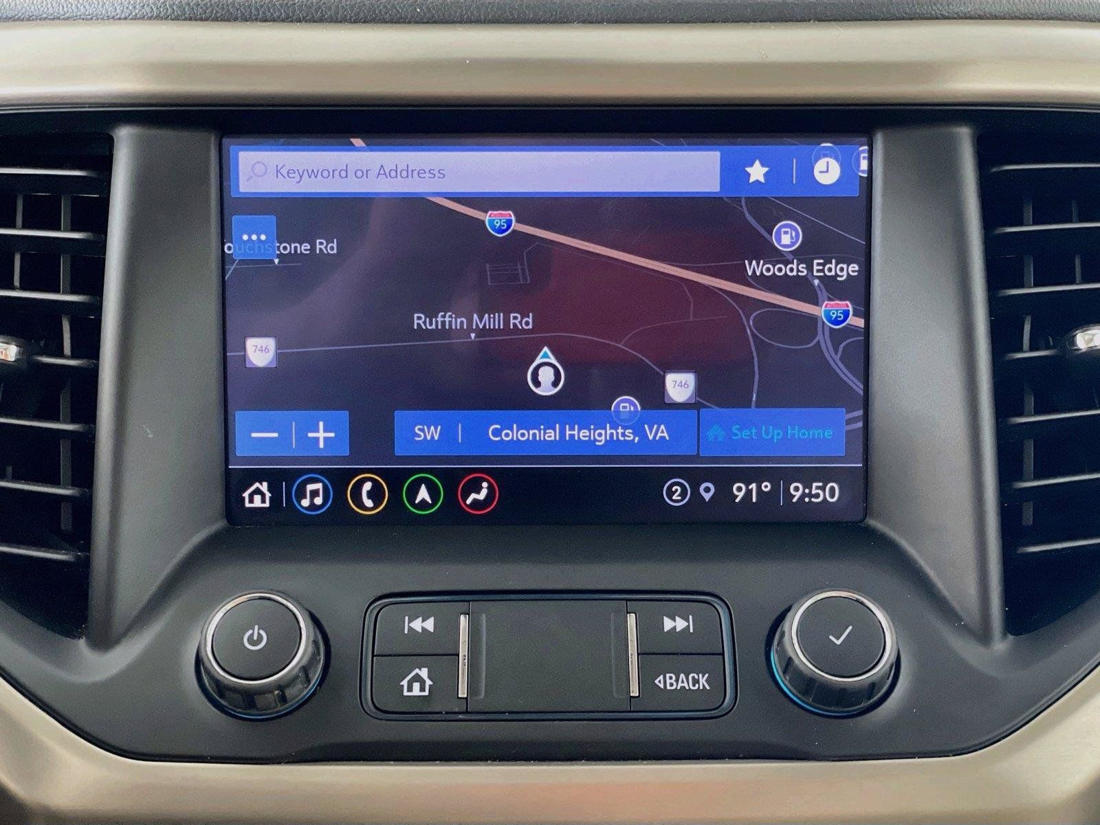 Used 2021 GMC Acadia Denali w/ Denali Technology Package FWD image 17
