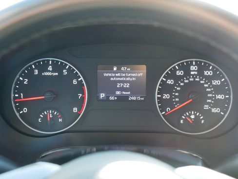 Certified 2023 Kia Seltos EX image 21